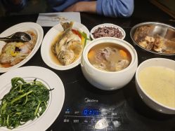 -臻康乃馨月子中心(凯宾斯基店)