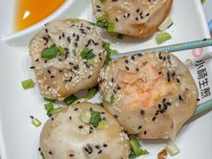 -小杨生煎(金山百联购物中心3楼店)