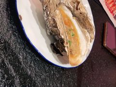 -何妹湿辣牛肉·粤式烧烤砂煲(桂雅路店)