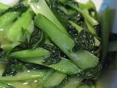-阿瓦山寨·湘菜现炒·剁椒鱼头王(咸阳总店)