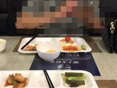 -天津波士信达奔驰4S店(卫津南路店)