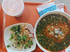 岐山臊子面-飞鸿肉夹馍(橡树街区店)