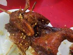 烤鹌鹑-虾女王·龙虾·烧烤(龙江店)