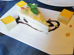覆盆子芝士蛋糕-YUE·6·西式融合餐厅(外滩六号店)