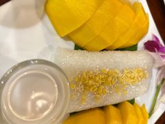 -Dang restaurant (patong phuket)