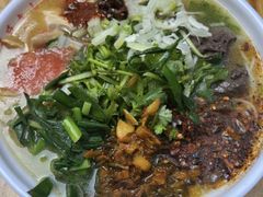 -文山荷鲜居(翠湖店)