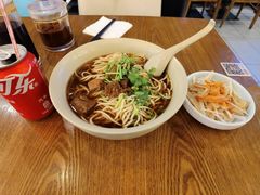 -李先生牛肉面大王(上海站南广场店)