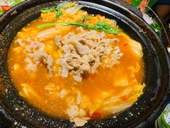 肥牛泡菜锅-樱町三味日本料理(城乡世纪广场店)