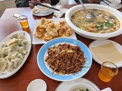 -东北风味思缘食府(对湖路店)