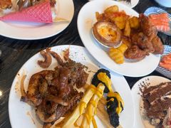 -东方红海鲜百汇(国际大厦店)