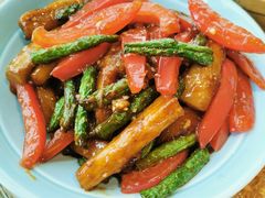 -蜜桃餐厅·伴山(湖滨商业街店)