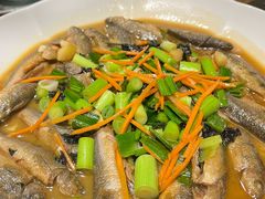 -头上红煨盐鸡·非遗院子餐厅