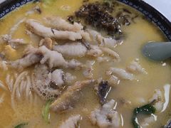 -明呈黄鱼面馆(斜土路店)