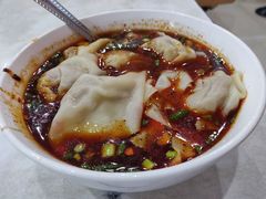 酸辣抄手-胡成记口蘑龙眼包子(盐道街店)