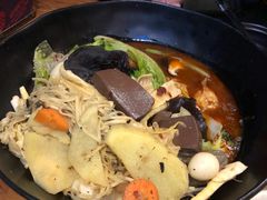 -万记麻辣烫国展总店