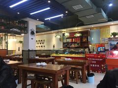 大堂-农夫大盘鸡(经八路总店)