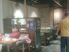 -八月美食小馆(银泰城总店)