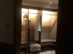 -广州中心皇冠假日酒店