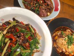 -洞庭土菜小炒馆(易发广场店)