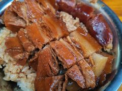 -梁阿婆廿年老牌扣肉糯米饭