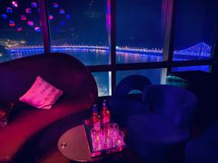 -大连君悦酒店 · VIVA(星海广场店)