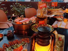 -何师烧烤Pro ·江湖川菜·小龙虾·精酿(太古里旗舰店)