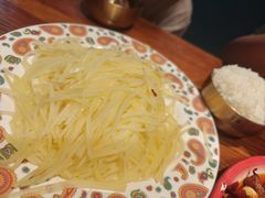 酸辣土豆丝-柴窝堡22号传承新疆菜·新疆辣子鸡