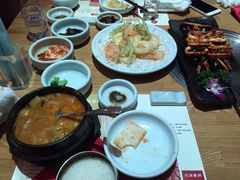 -萨拉伯尔水源素问店·韩国宫廷料理(人民路店)