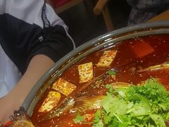 -三顾烤庐·烤鱼·烧烤·龙虾(奉贤店)