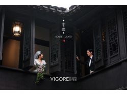 -雪中彩影婚纱摄影·微光艺术中心