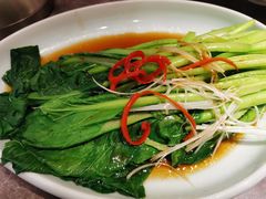 白勺芥蓝-闫府私房菜·老字号(恒隆店)