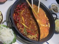 -卤校长老火锅(杨家坪直营店)