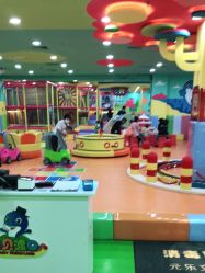 -宝贝渡口儿童游乐园(华南安盛店)