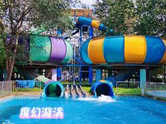 -欢乐水魔方水世界