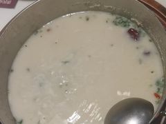 -洪氏嗨捞·猪肚鸡火锅(阳光天地店)