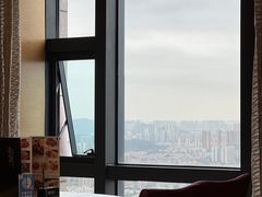-景月阁空中食府(希尔顿酒店)