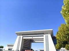 -霍尔果斯国门景区