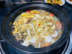 -野菌皇海景野生菌火锅(滨海大道店)