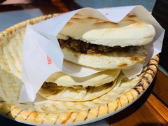 肉夹馍-贺秦生陕面王(富力城店)