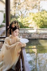 -一揽芳华汉服旗袍体验馆(拙政园店)