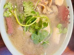 -金原鸭血粉丝汤·汤包·脆皮烤鸭(南京博物院店)