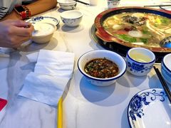 -牛得很·鲜牦牛肉烧烤·牛羊肉菌汤锅(康定店)