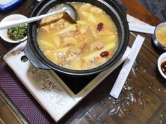 -阿鹏故事云南野生菌火锅(人民路店)