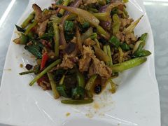 -范饭椰林川湘味海鲜·椰子鸡(三亚湾椰梦长廊店)
