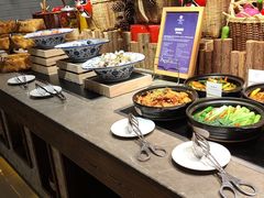 -广州希尔顿逸林酒店-OPEN開·全日制餐厅·海鲜·小火锅·自助餐(东风路店)