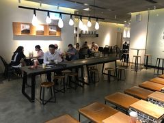 大堂-喜茶(深圳东门1234店)