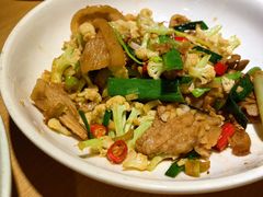 -关东小磨东北菜(上海长风大悦城店)