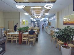 大堂-陆元丰·兰州纯汤牛肉面(自强西路店)