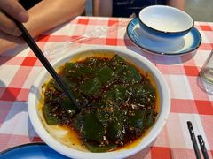 -洪霞餐馆·川菜·鲜货现炒(两江春城店)