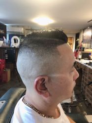 -Libertines barbershop 浪子理发店